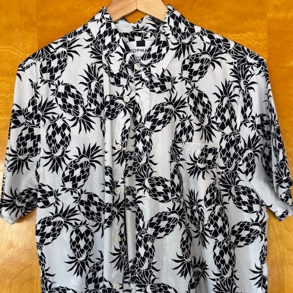 Topman - Men’s Black and White Pineapple Patterned Button Up - Picture 1 of 4
